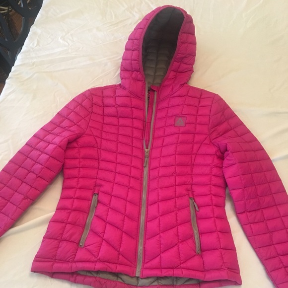 REEBOK Women’s Packable jacket NEW size LARGE - Picture 1 of 5